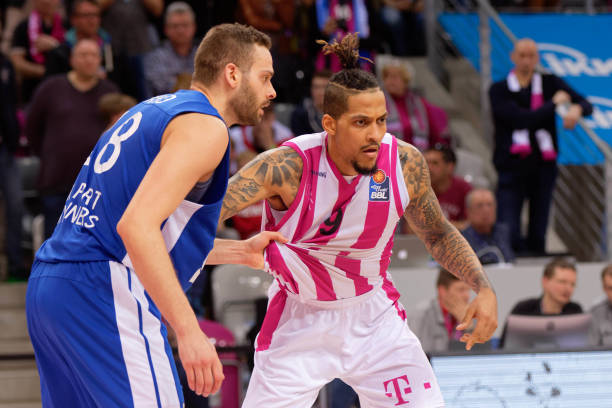 尤其是在灰 尤其是在灰