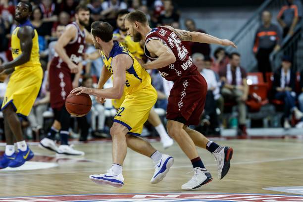 全力以赴的 全力以赴的