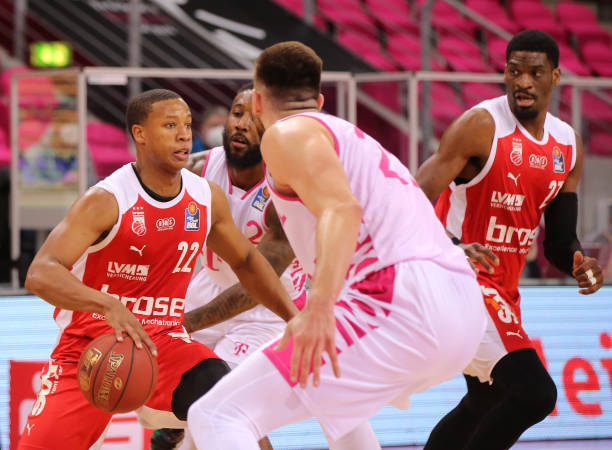 关键人物 关键人物