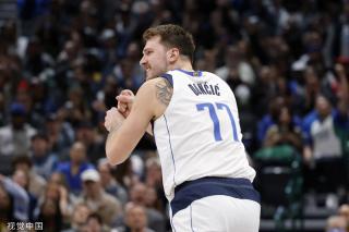 整齐划一的 整齐划一的